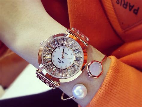 Shop womens luxury watches 